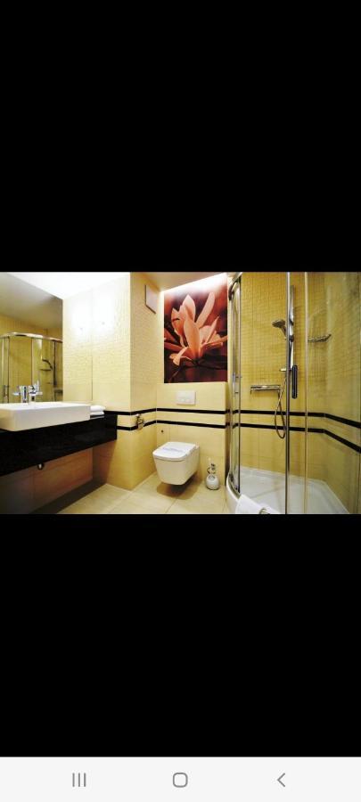 Apartament 2 Pokojowy Prywatny Z Aneksem Kuchennym W Hotelu Diva Колобжег Экстерьер фото